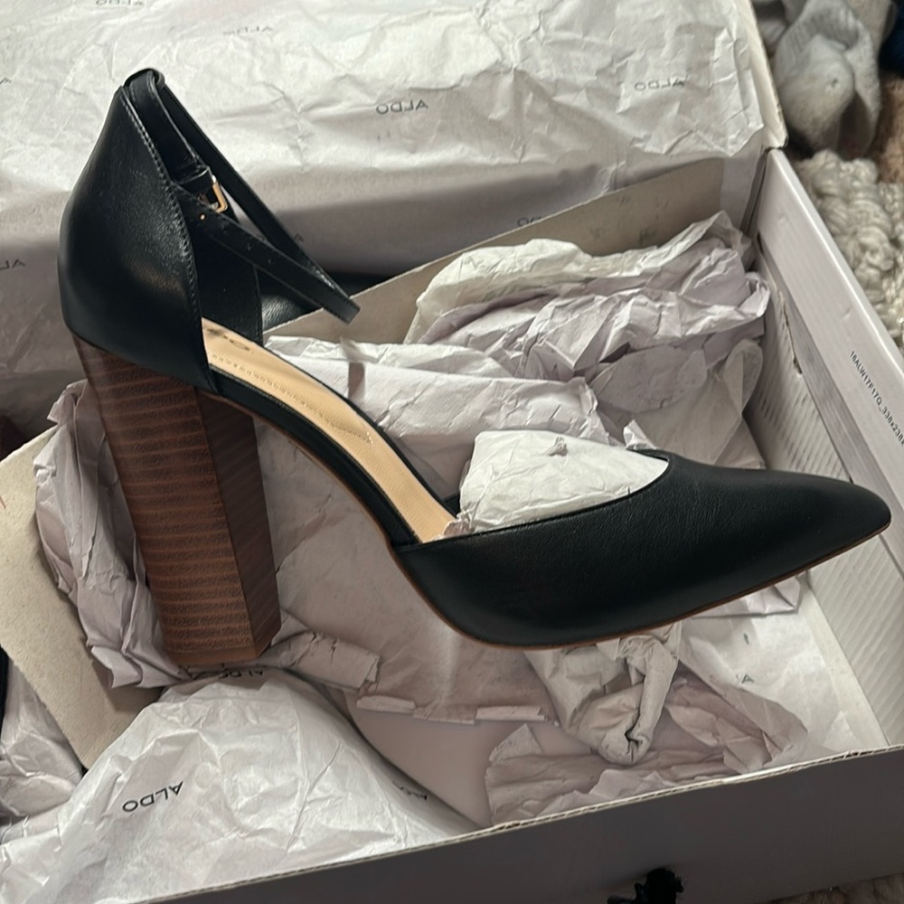 Black Aldo Heels